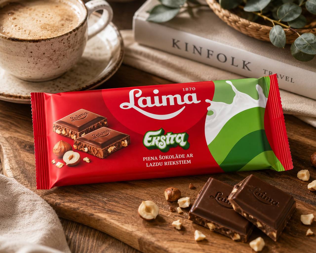 Laima Ekstra Milk Chocolate with Hazelnuts Bar 90g lifestyle serving suggestion